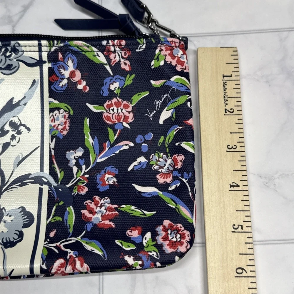 Vera Bradley Convertible Wristlet Purse Faux Leather Trim Perennially Navy NWT